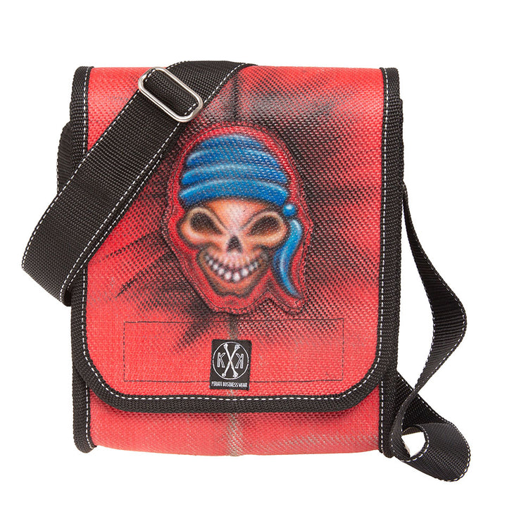 “Hermann” – Herrenhandtasche aus Feuerwehrschlauch mit verstellbarem Schultergurt.