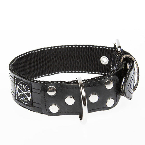 Schwarzes Hundehalsband aus Feuerwehrschlauch in 4cm breite