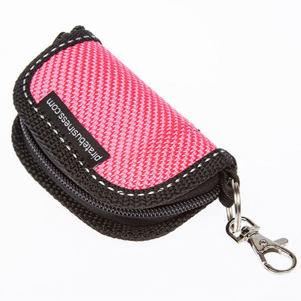 Must-have für umweltbewusste Hundehalter – Feuerwehrschlauch-Kotbeutelspender für unterwegs.