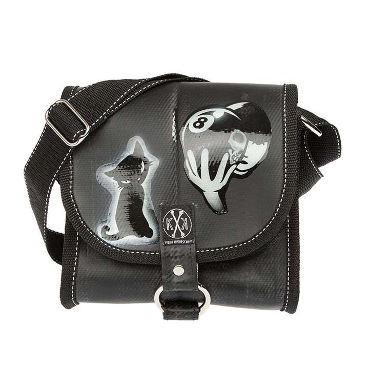Handtasche “Thekla” aus recyceltem Feuerwehrschlauch – nachhaltig und stilvoll.