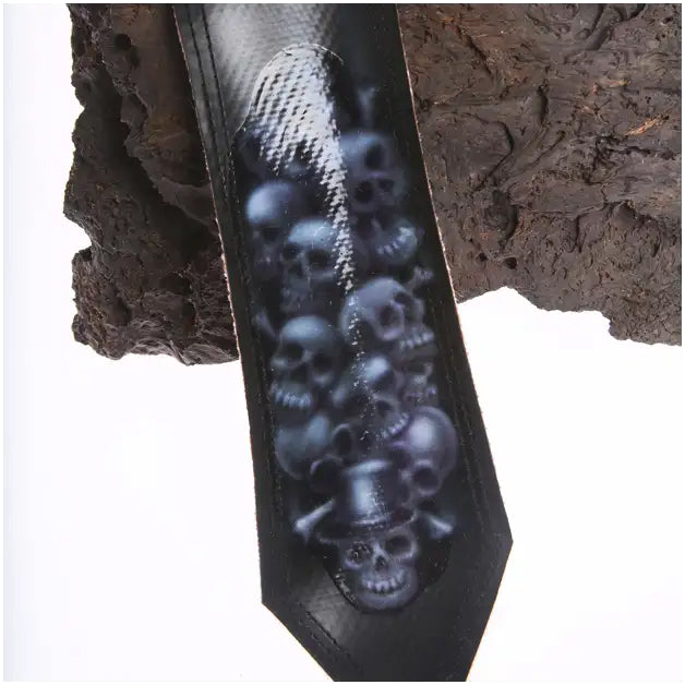 Krawatte mit Totenkopf Airbrush
