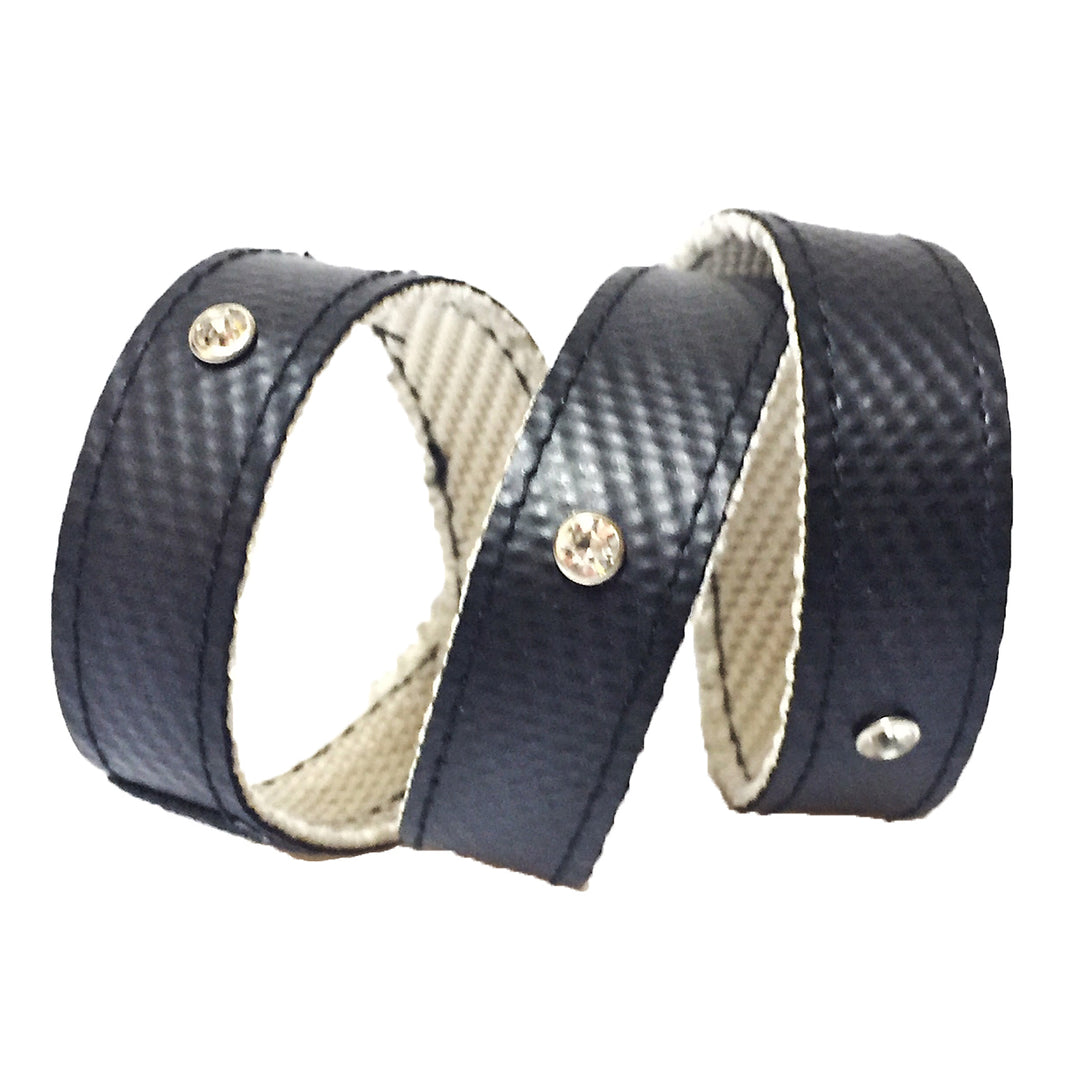 Nachhaltiges Designerarmband aus echtem Feuerwehrschlauch – stilvoll und einzigartig.